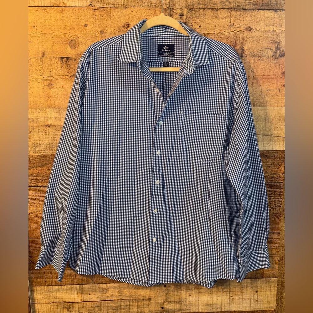 Dockers Fitted Checkered Blue Button Up Dress Shirt